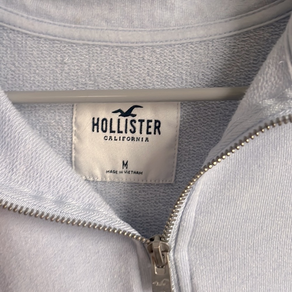 Worn Once Very Soft And Light Weight - image 5